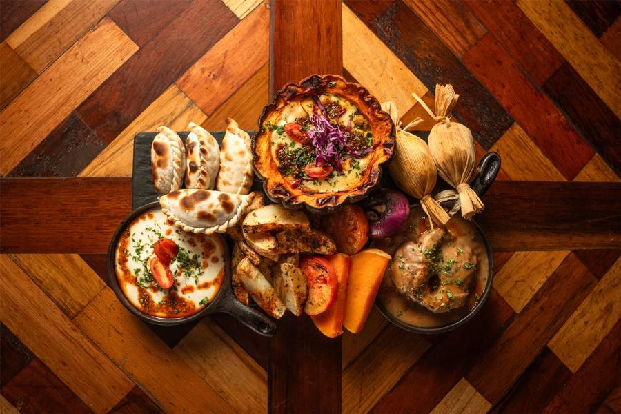 A full sharing board seen from above